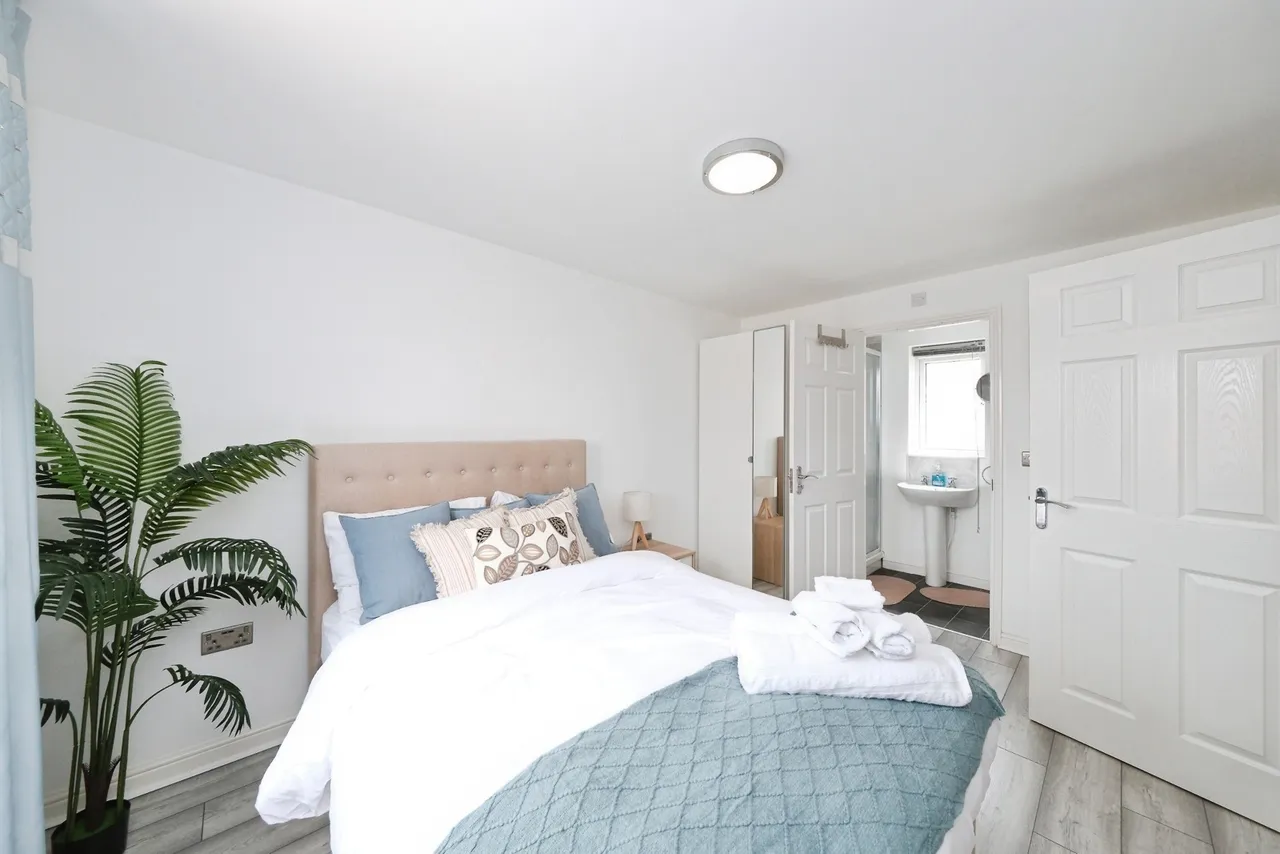 Riverdale Road, New Ollerton, Newark, Nottinghamshire, NG22, photo 8