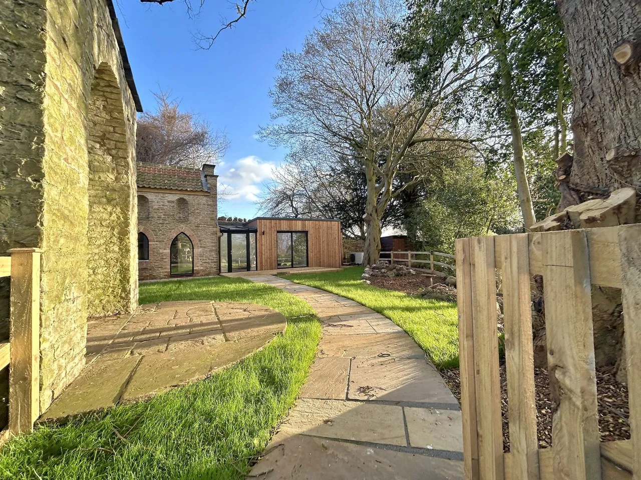 High Street, Thornbury, photo 9