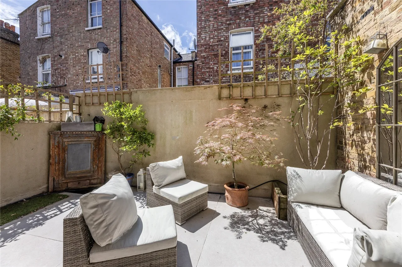 Brewster Gardens, North Kensington, London, W10, photo 8