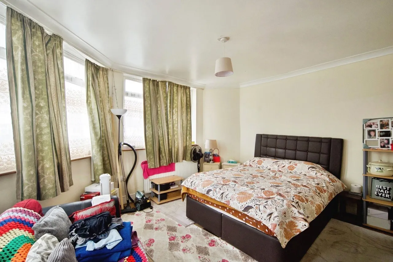Montagu Road, London, N18, photo 3