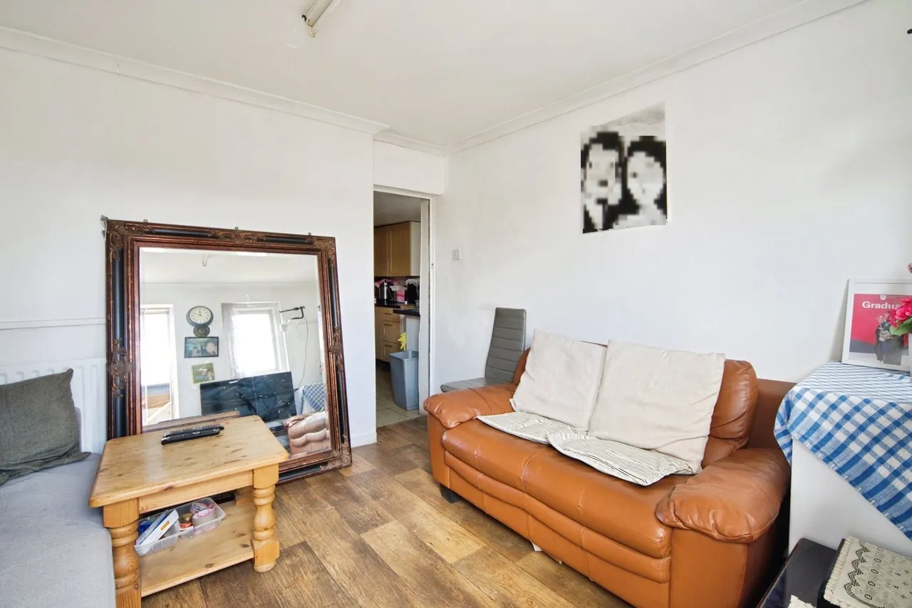 Montagu Road, London, N18, photo 5