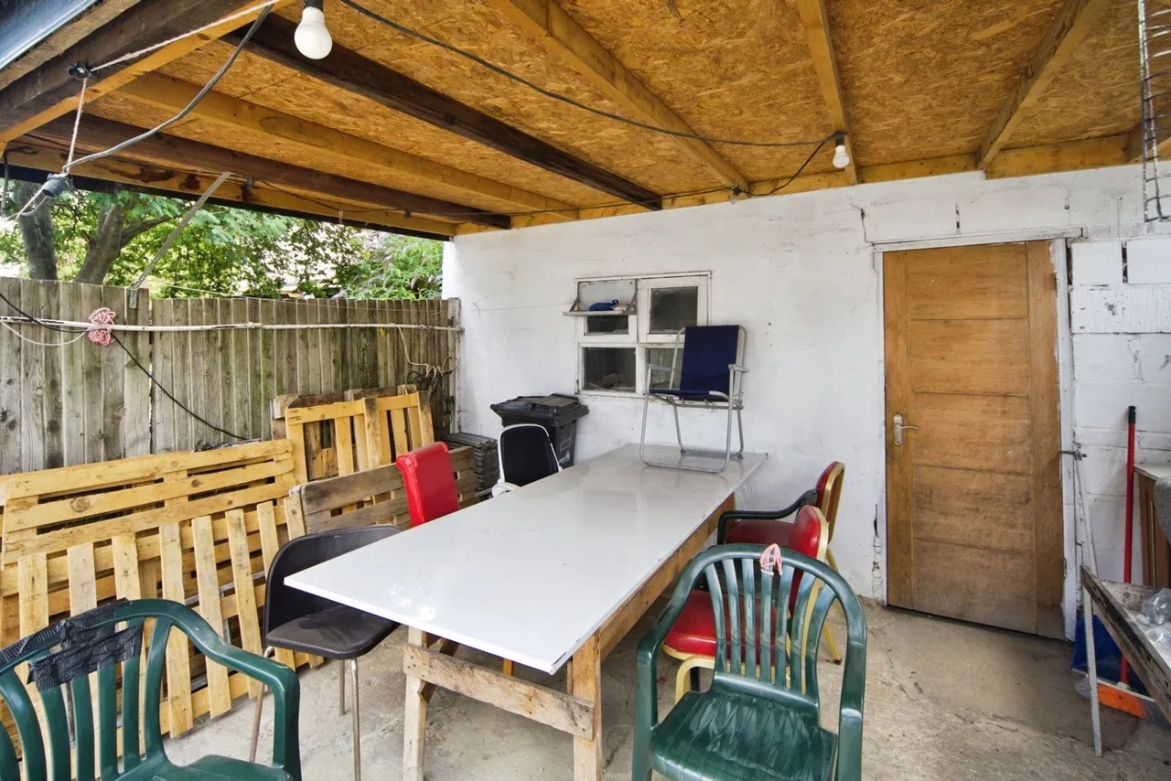 Montagu Road, London, N18, photo 18