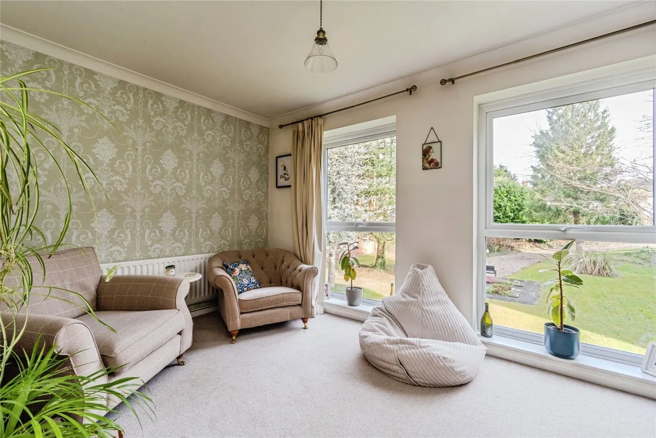 Shelley Court, Cheadle Hulme, Cheshire, SK8, photo 2