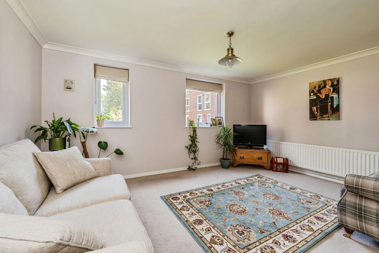Shelley Court, Cheadle Hulme, Cheshire, SK8, photo 7