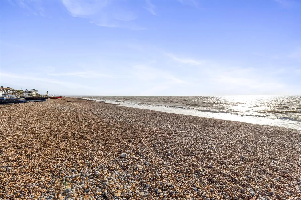 Alexandra Road, Worthing, photo 21