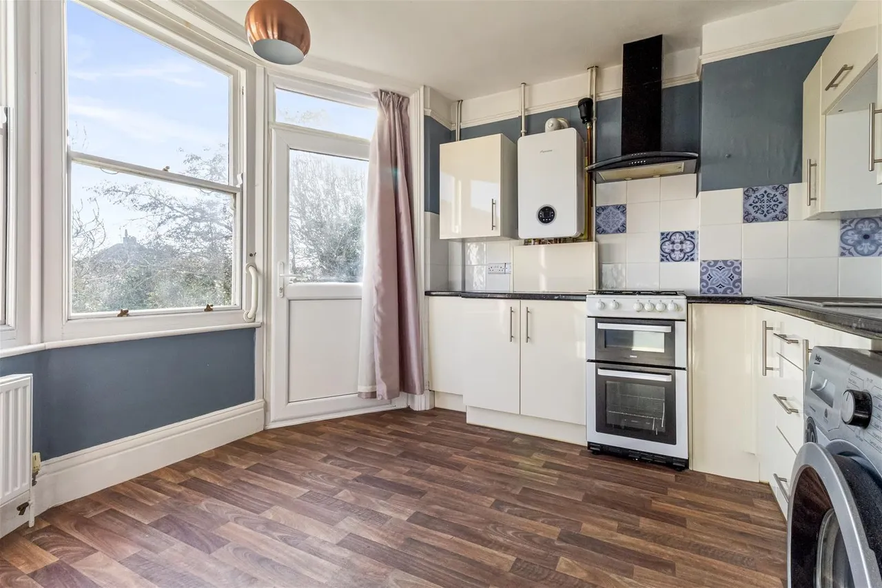 Alexandra Road, Worthing, photo 8