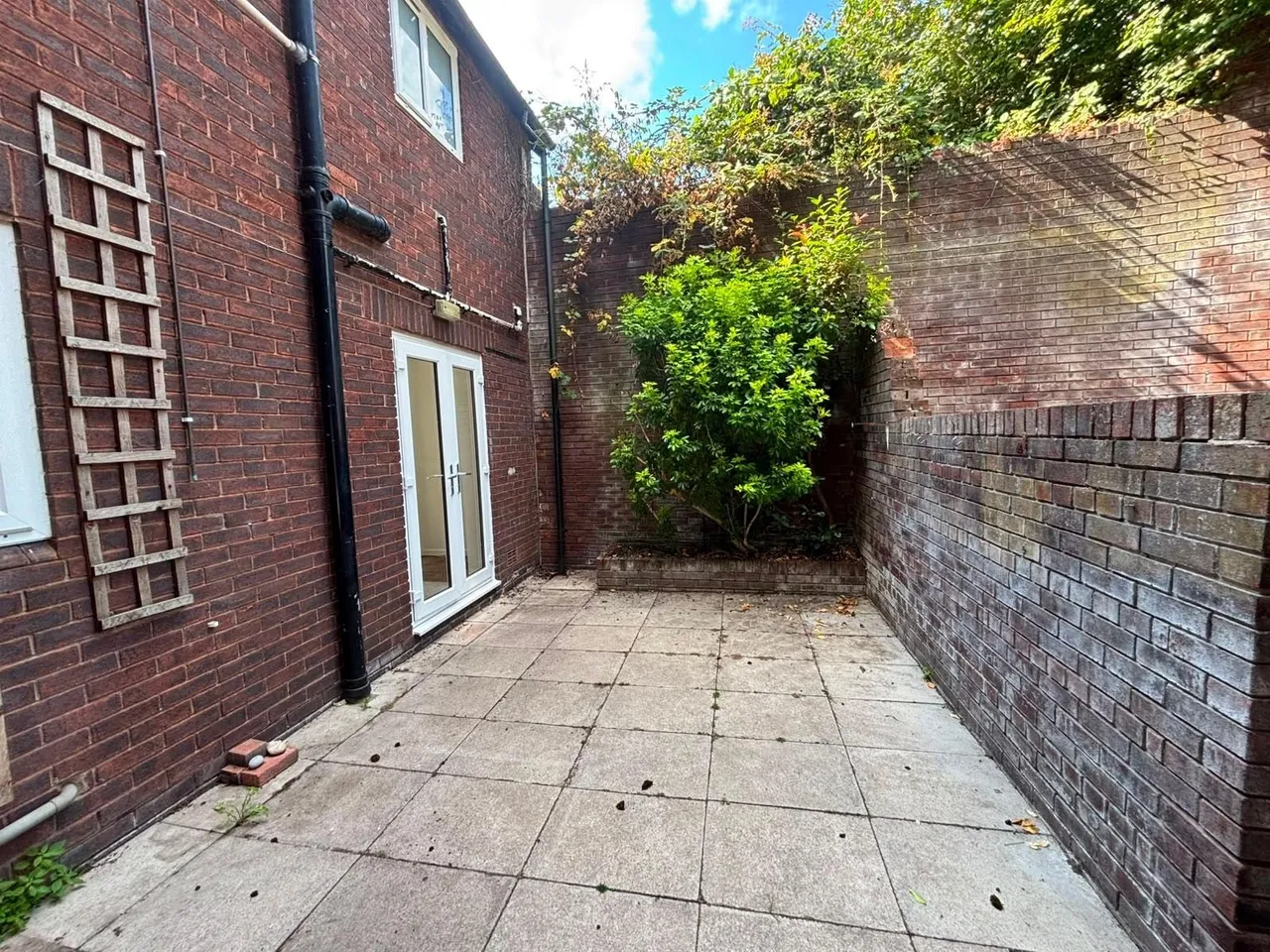 Old Dixton Road, Monmouth, NP25, photo 5