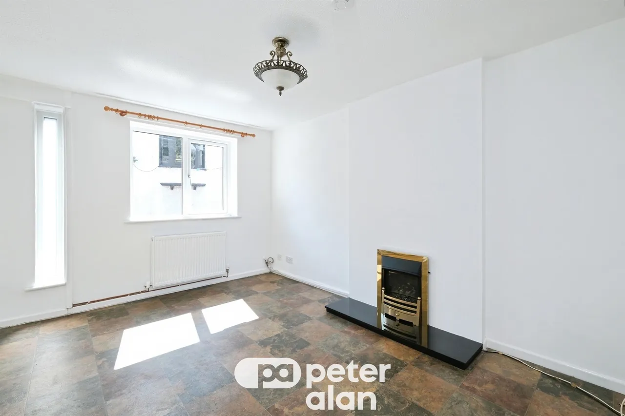 Old Dixton Road, Monmouth, NP25, photo 10