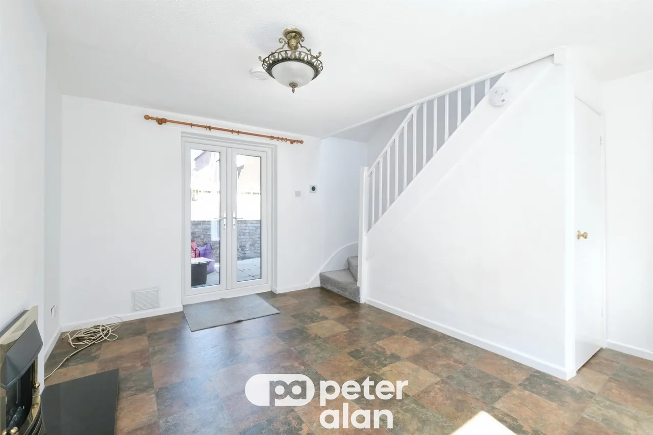 Old Dixton Road, Monmouth, NP25, photo 9
