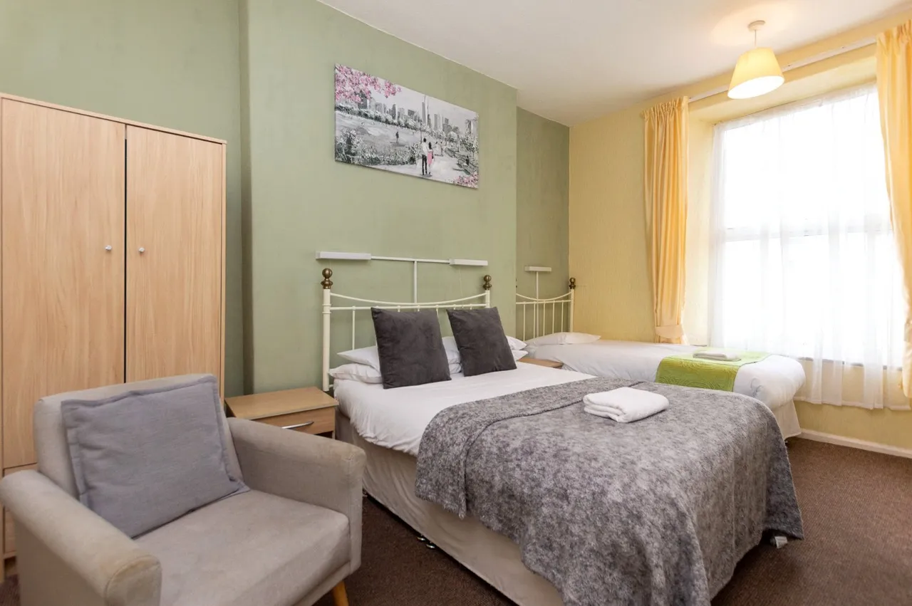 Deganwy Avenue, Llandudno, LL30, photo 13