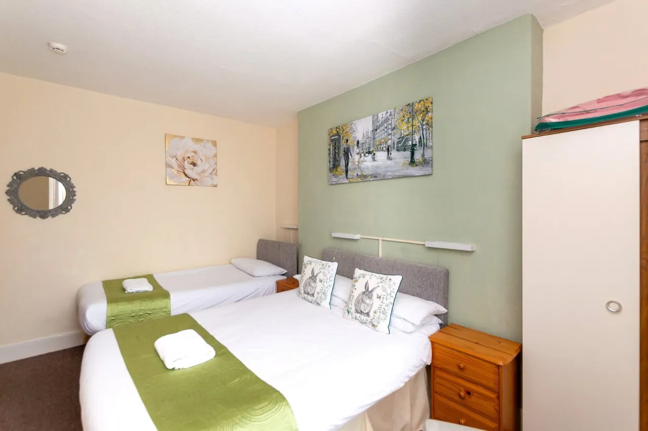 Deganwy Avenue, Llandudno, LL30, photo 19