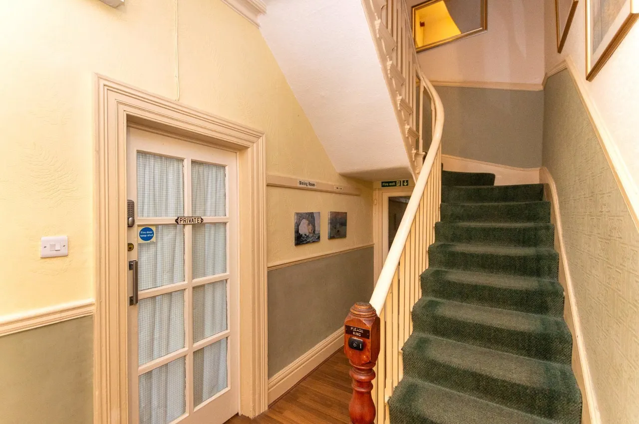 Deganwy Avenue, Llandudno, LL30, photo 3