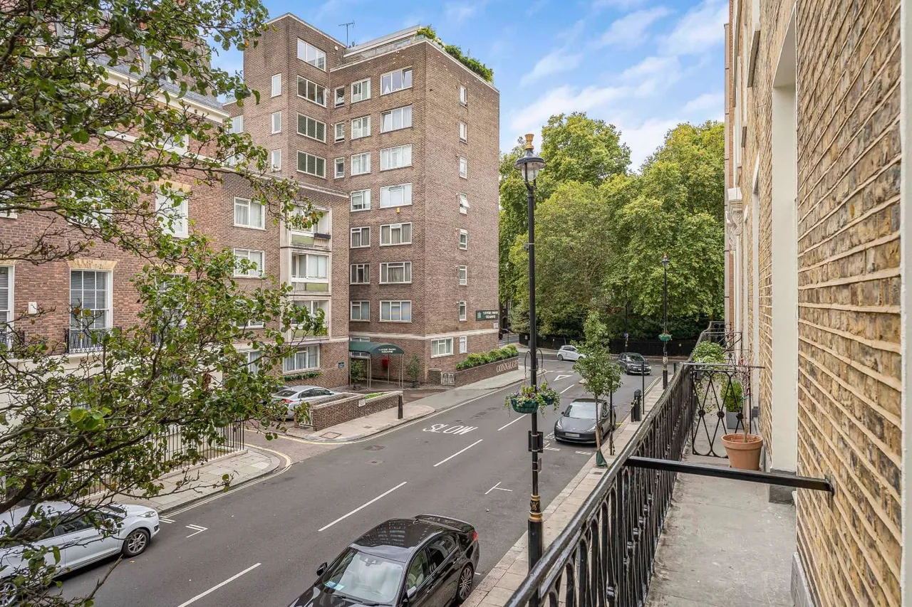 Connaught Street, London, W2, photo 10