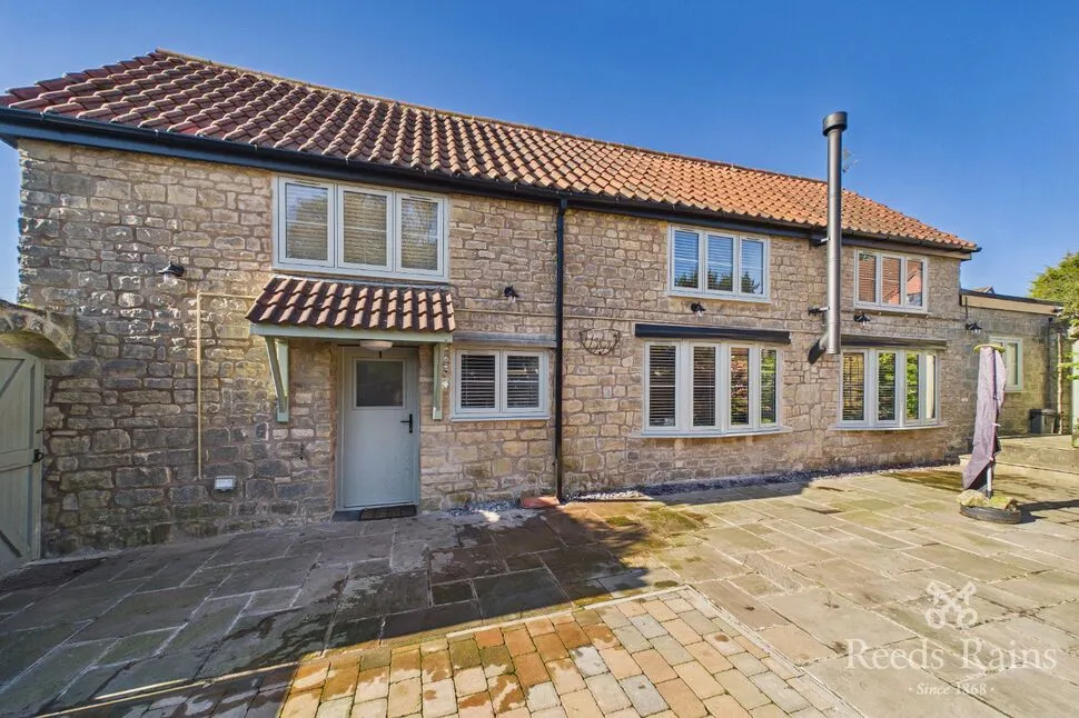 3 bed house for sale — Lindrick Road, Woodsetts, South Yorkshire, S81