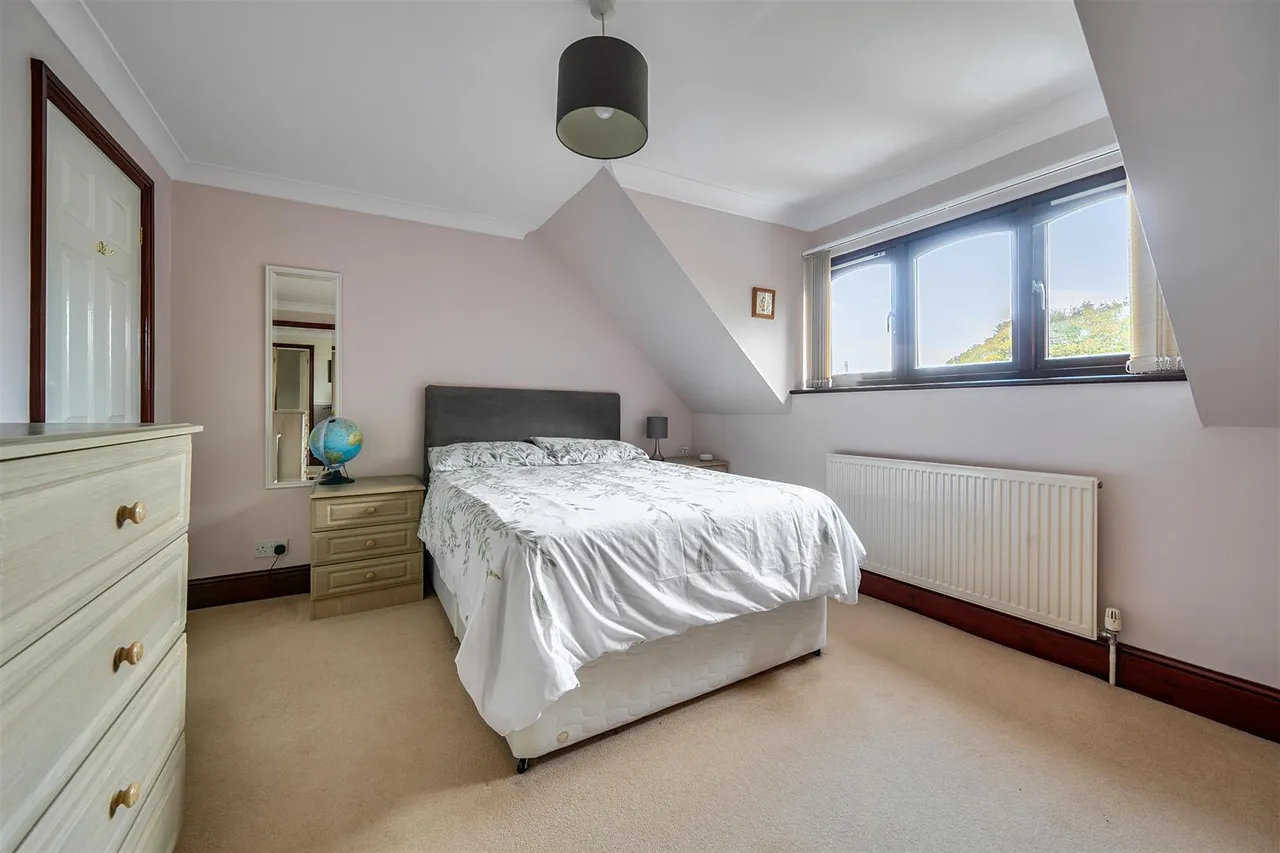Swanwick Lane, Swanwick, photo 13