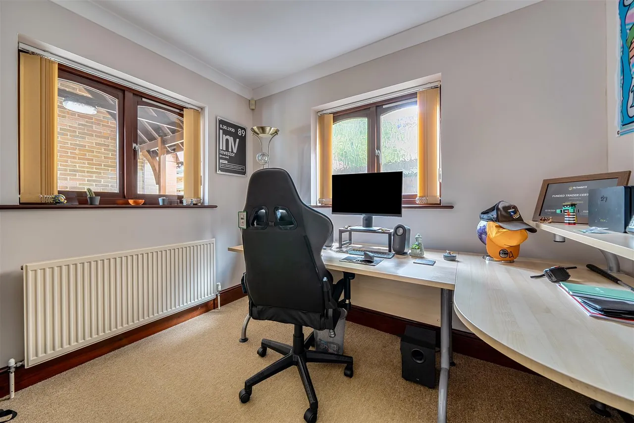 Swanwick Lane, Swanwick, photo 10