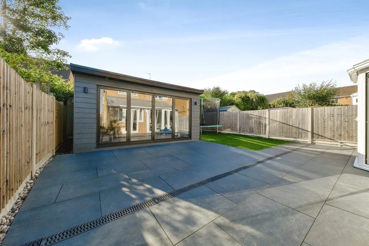 Sparrow Drive, Stevenage, SG2, photo 25