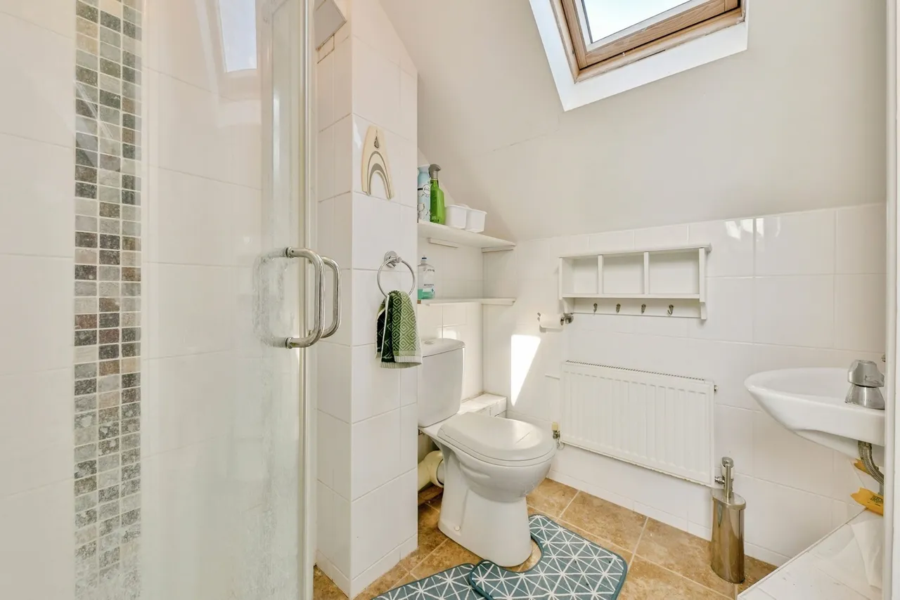 Sparrow Drive, Stevenage, SG2, photo 13