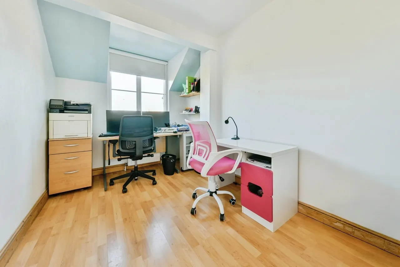 Sparrow Drive, Stevenage, SG2, photo 17