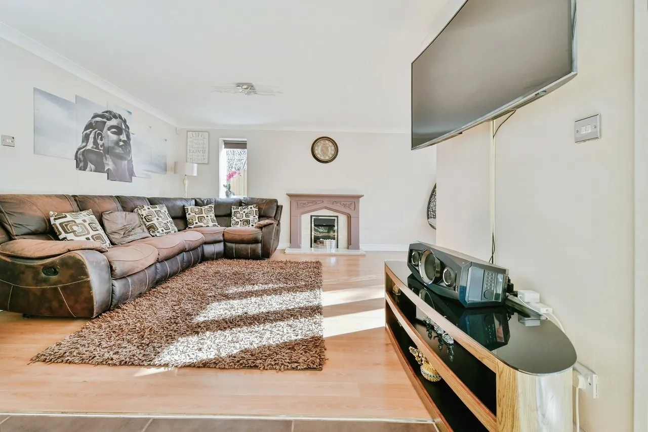 Sparrow Drive, Stevenage, SG2, photo 30