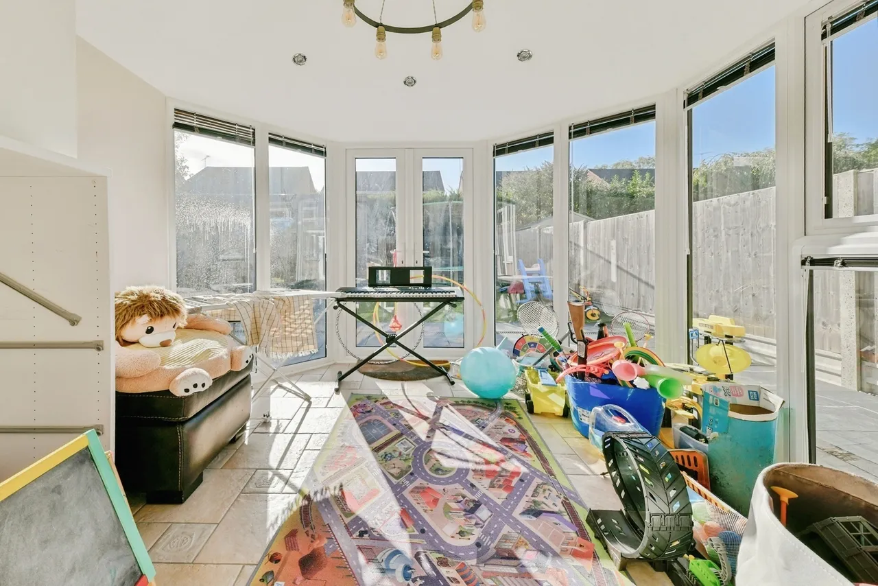 Sparrow Drive, Stevenage, SG2, photo 29