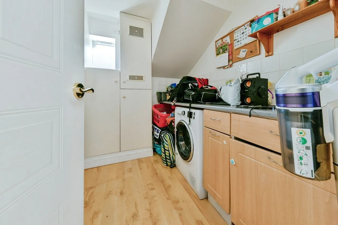 Sparrow Drive, Stevenage, SG2, photo 23