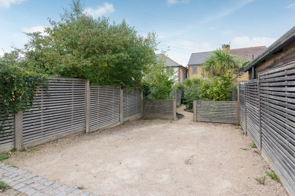 Clare Road, Whitstable, photo 2