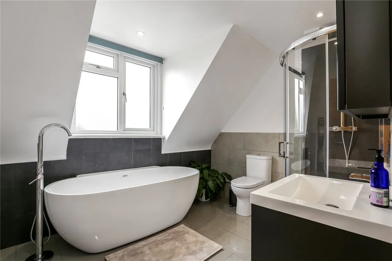 North Lane, Nomansland, Salisbury, SP5 2BU, photo 13