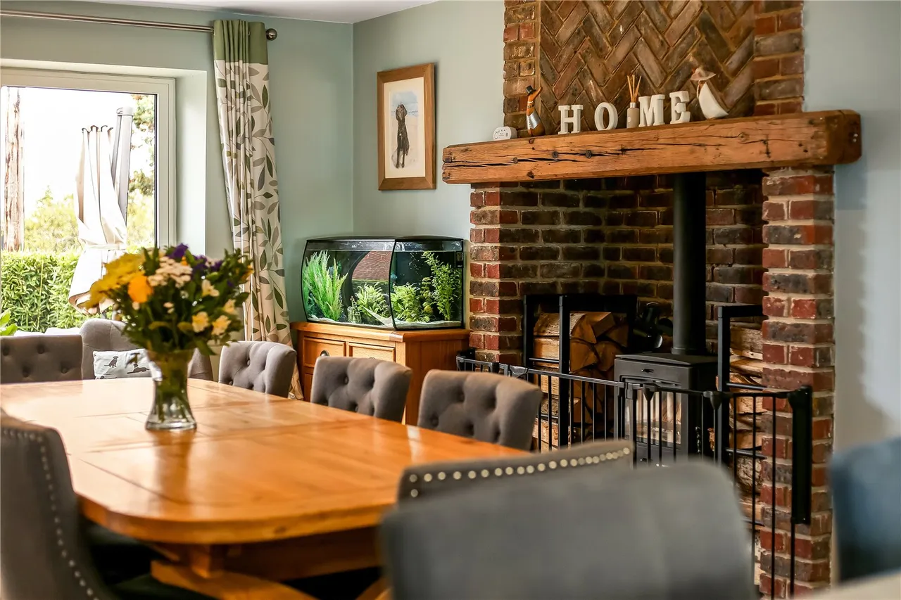 North Lane, Nomansland, Salisbury, SP5 2BU, photo 8
