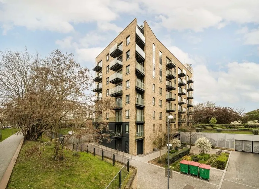 2 bed flat for sale — Heritage Place, Brentford, TW8