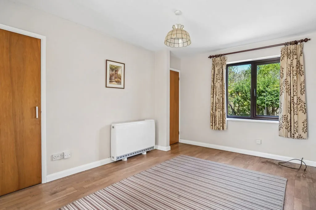 Frank Lunnon Close, Bourne End, SL8, photo 6