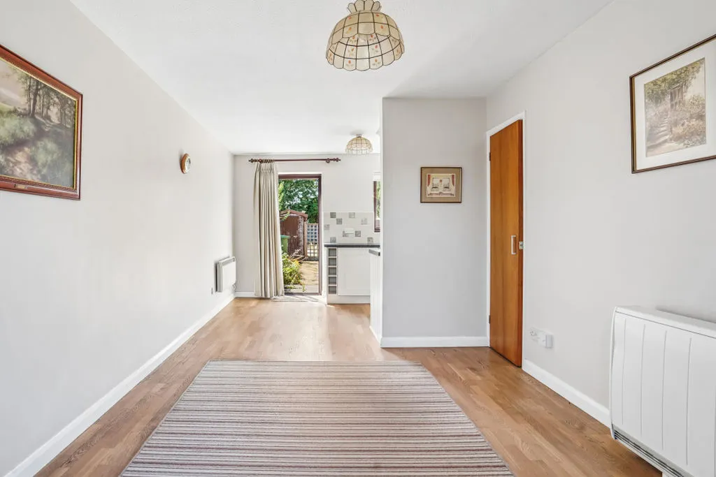 Frank Lunnon Close, Bourne End, SL8, photo 3