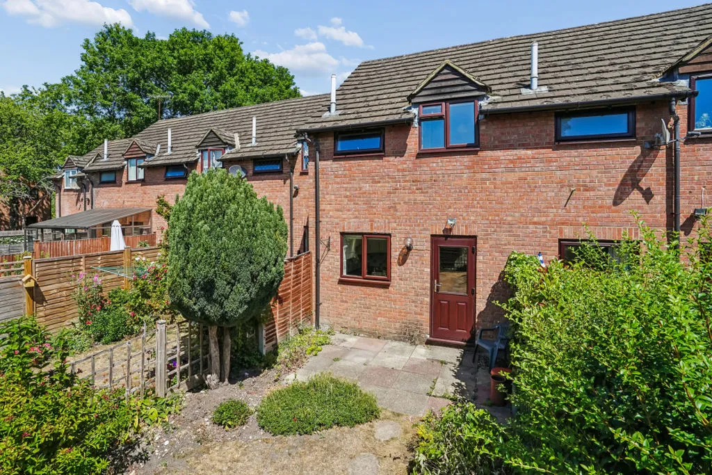 Frank Lunnon Close, Bourne End, SL8, photo 13