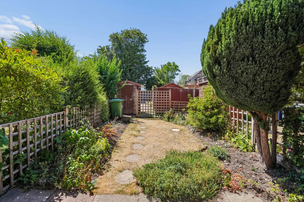 Frank Lunnon Close, Bourne End, SL8, photo 10