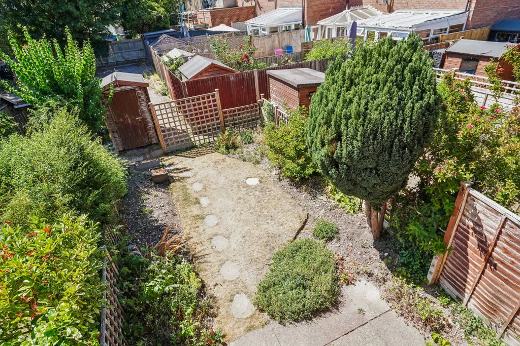 Frank Lunnon Close, Bourne End, SL8, photo 12