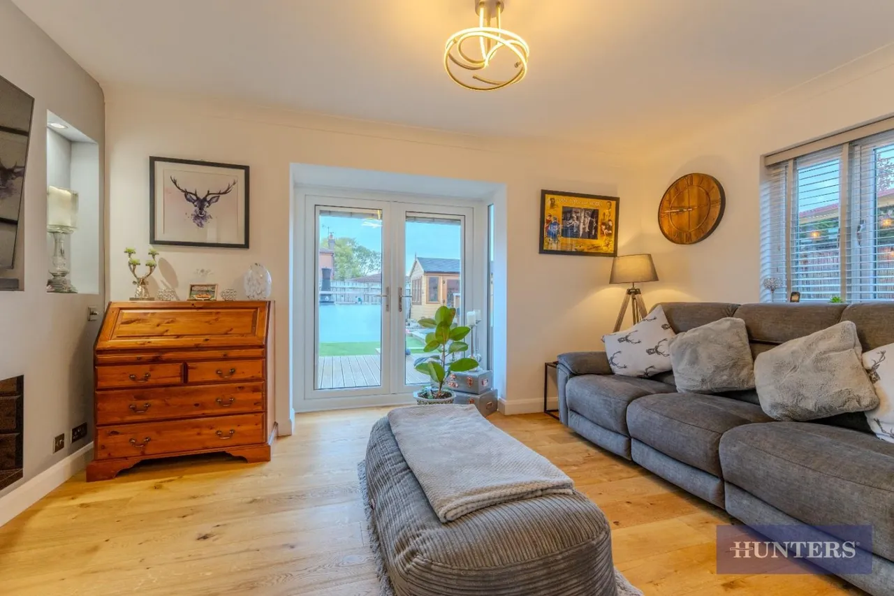 Manor Close, Driffield, YO25, photo 9