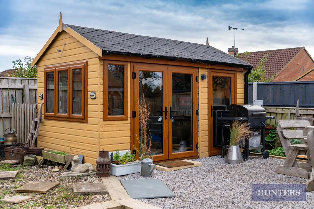 Manor Close, Driffield, YO25, photo 13