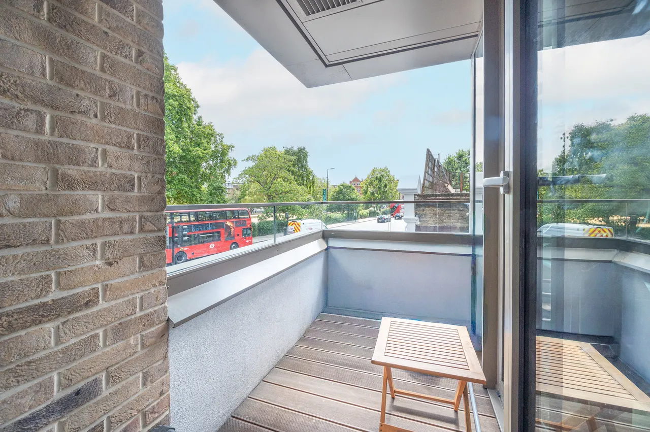 Apartment 108, 1 Camberwell Passage, London, photo 3