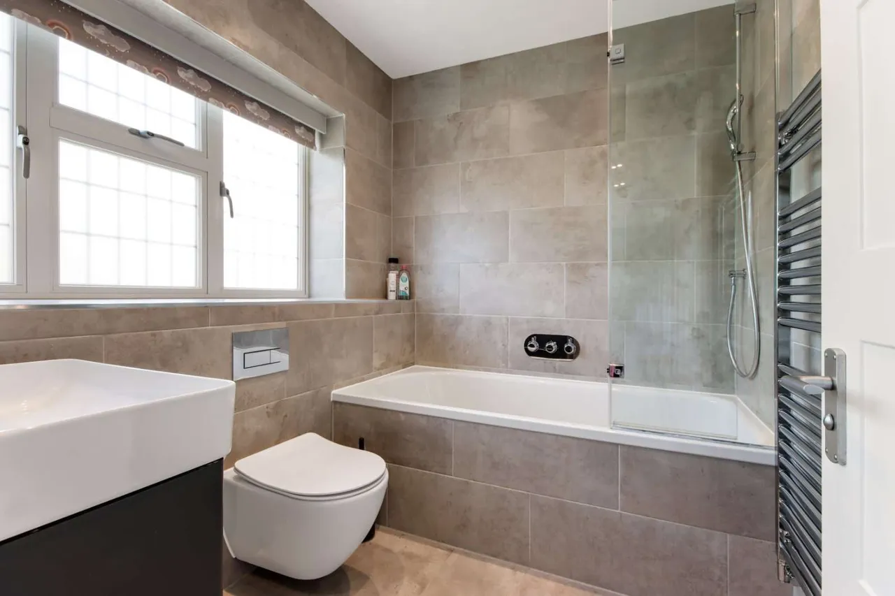 Brittains Lane, Sevenoaks, TN13, photo 10