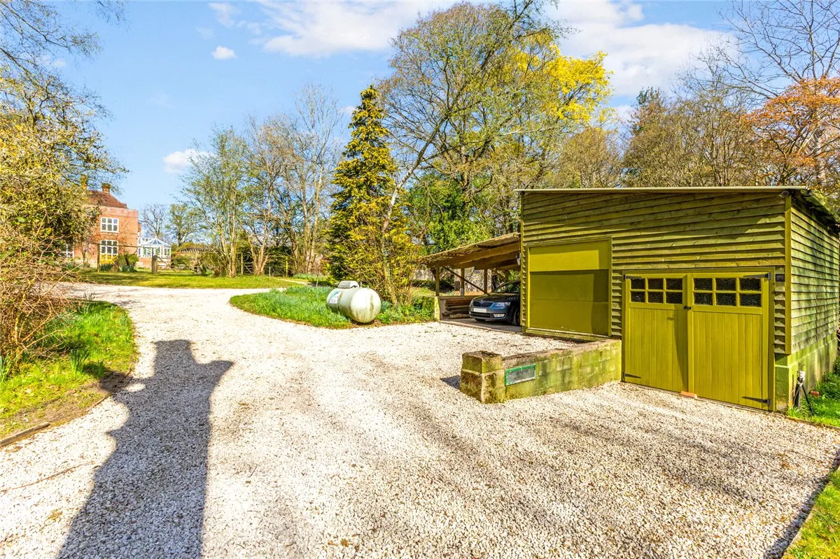 Stockcross, Newbury, RG20, photo 17