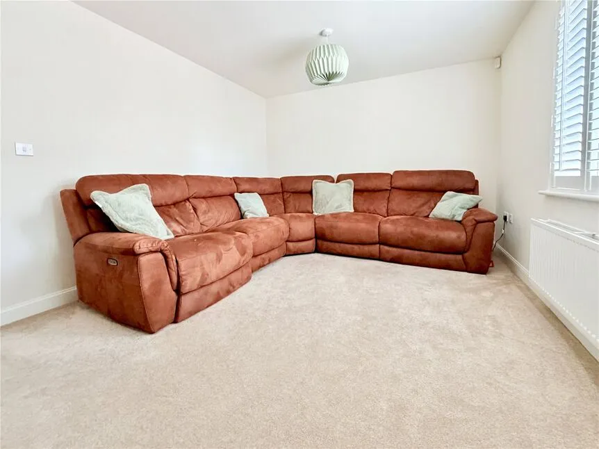 Mitchells Main Close, Wombwell, Barnsley, S73, photo 5