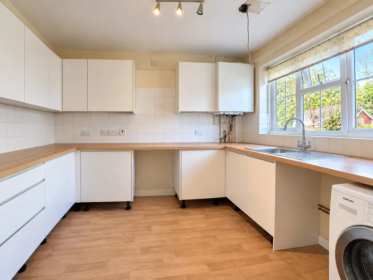 Nappers Wood, Fernhurst, GU27, photo 2