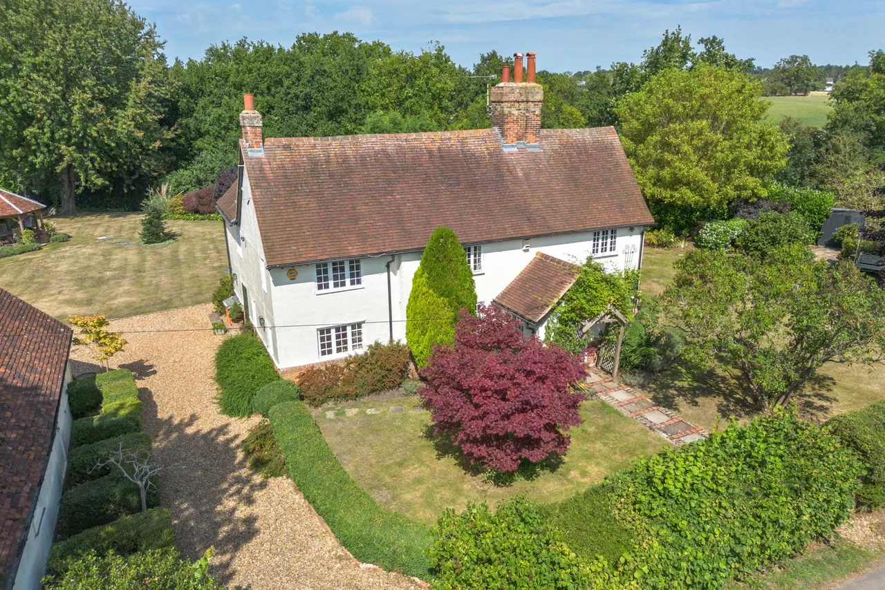 Hazeldene, East End Green, photo 52