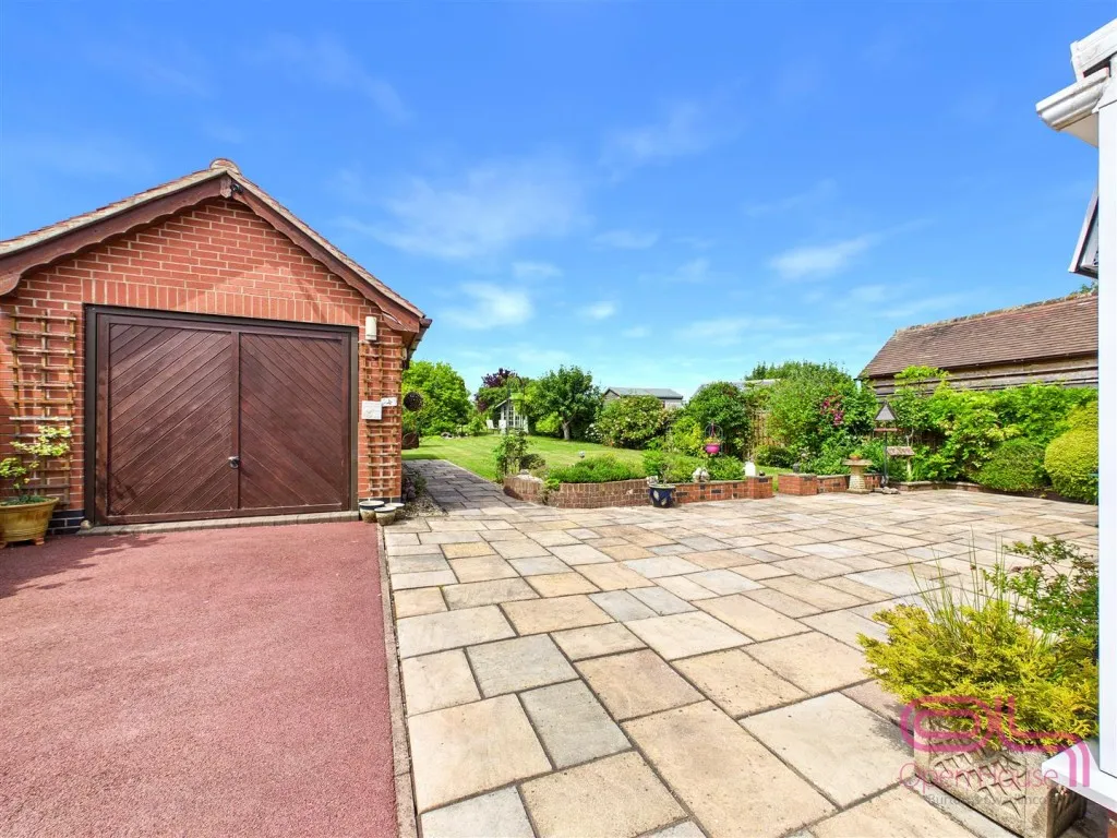 Tutbury Road, Burton-On-Trent, DE13, photo 24