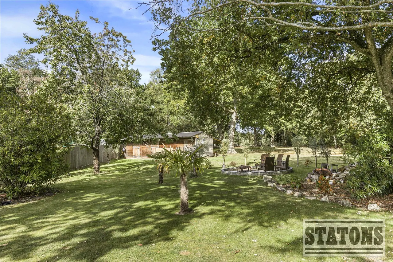 Kentish Lane, Brookmans Park, Hertfordshire, AL9 6NG, photo 52