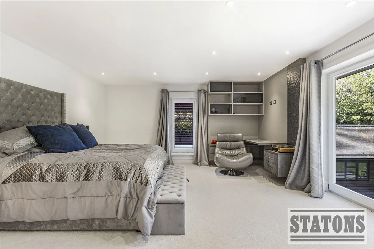 Kentish Lane, Brookmans Park, Hertfordshire, AL9 6NG, photo 21