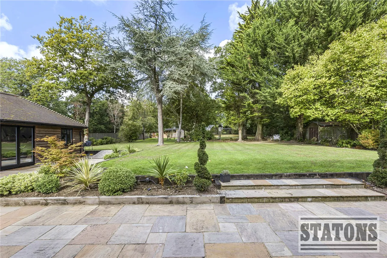 Kentish Lane, Brookmans Park, Hertfordshire, AL9 6NG, photo 48