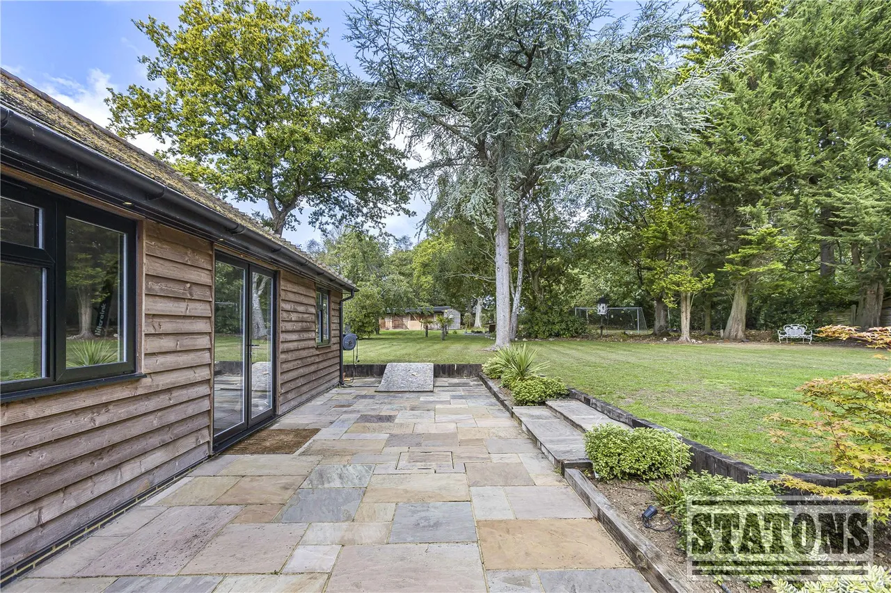 Kentish Lane, Brookmans Park, Hertfordshire, AL9 6NG, photo 49