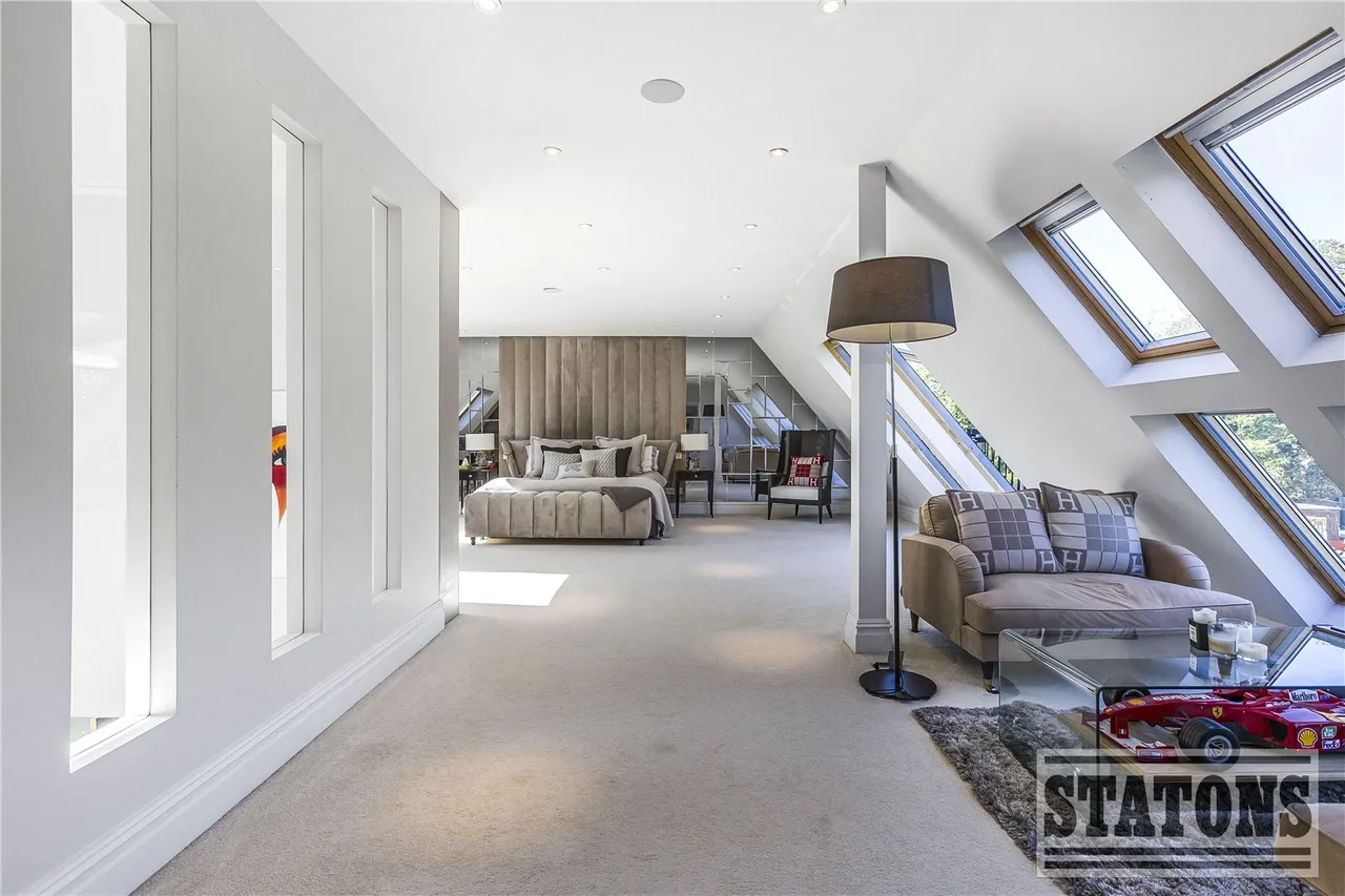 Kentish Lane, Brookmans Park, Hertfordshire, AL9 6NG, photo 34