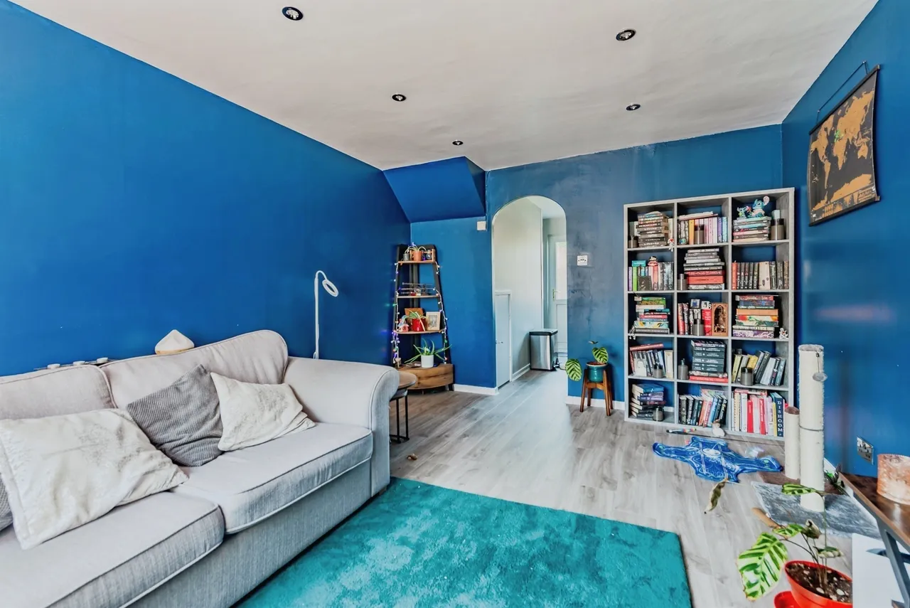 Millais Close, Crawley, photo 12